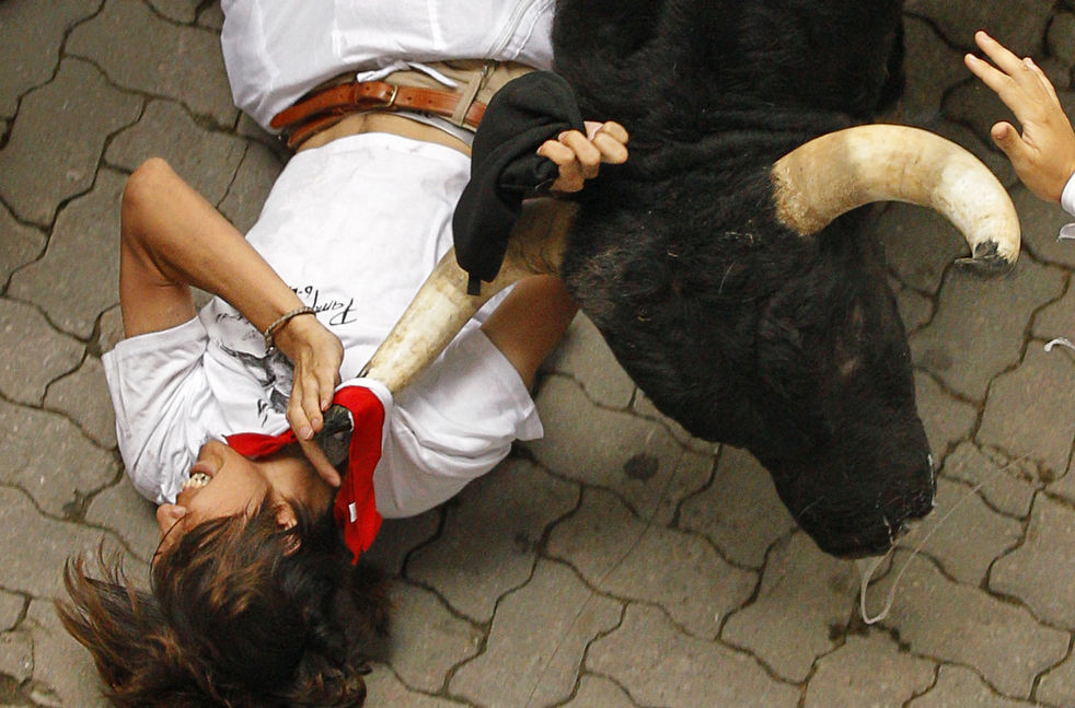 san_fermin_bull_run_21.jpg