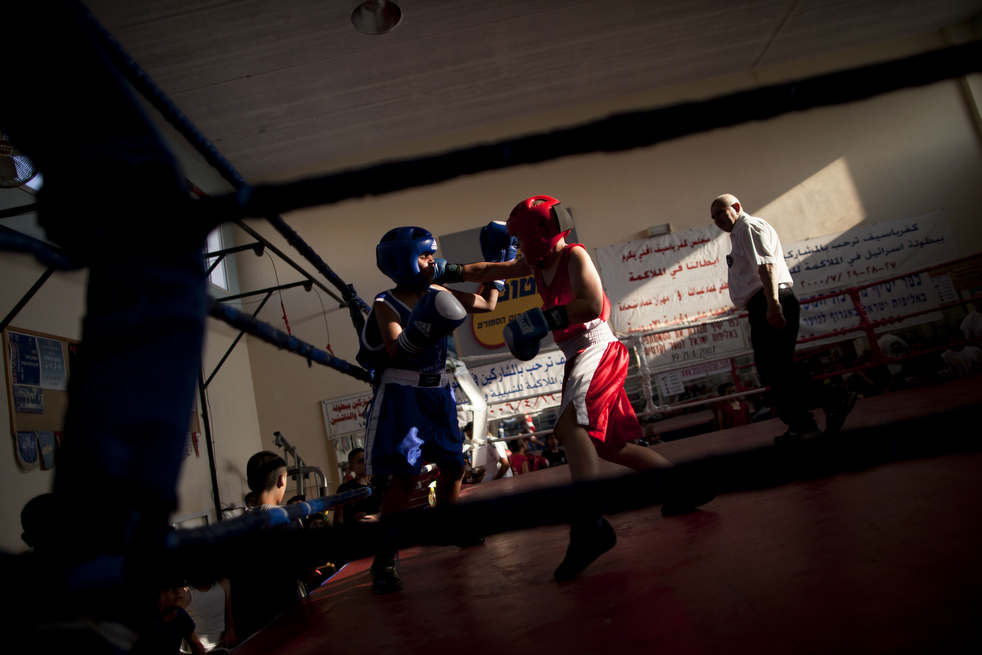 boxing_mideast_01.jpg