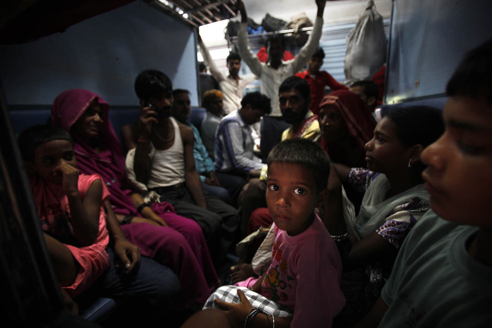 india_power_outage_11.jpg