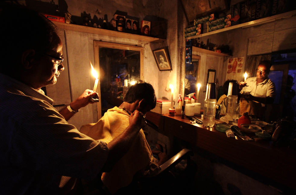 india_power_outage_23.jpg