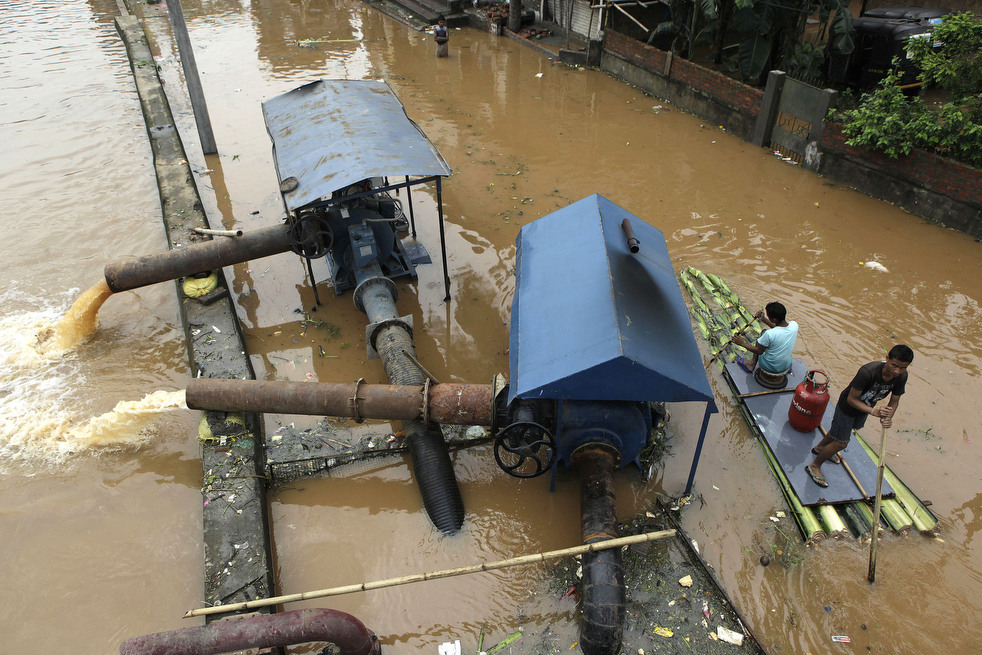 062912_monsoon_18.jpg