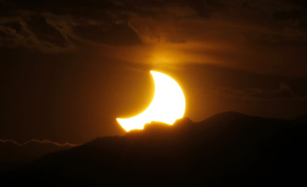 annular_eclipse_09.jpg