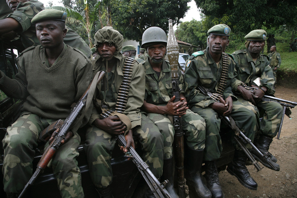 congo_fighting_113012_24.jpg
