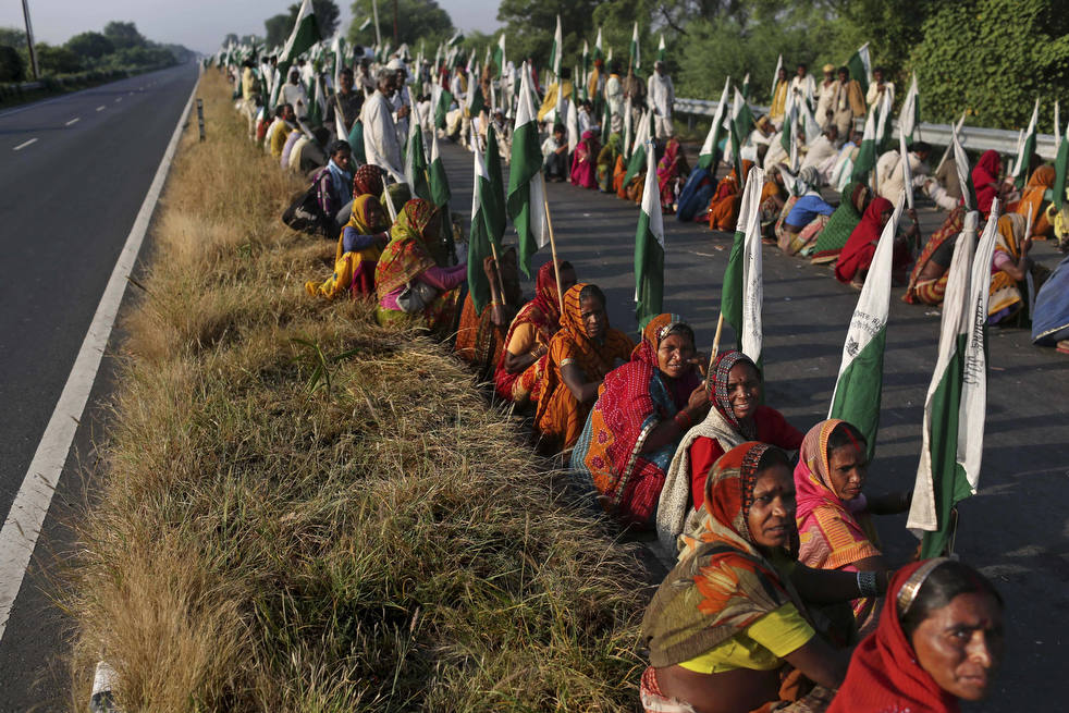 india_land_protest_14.jpg