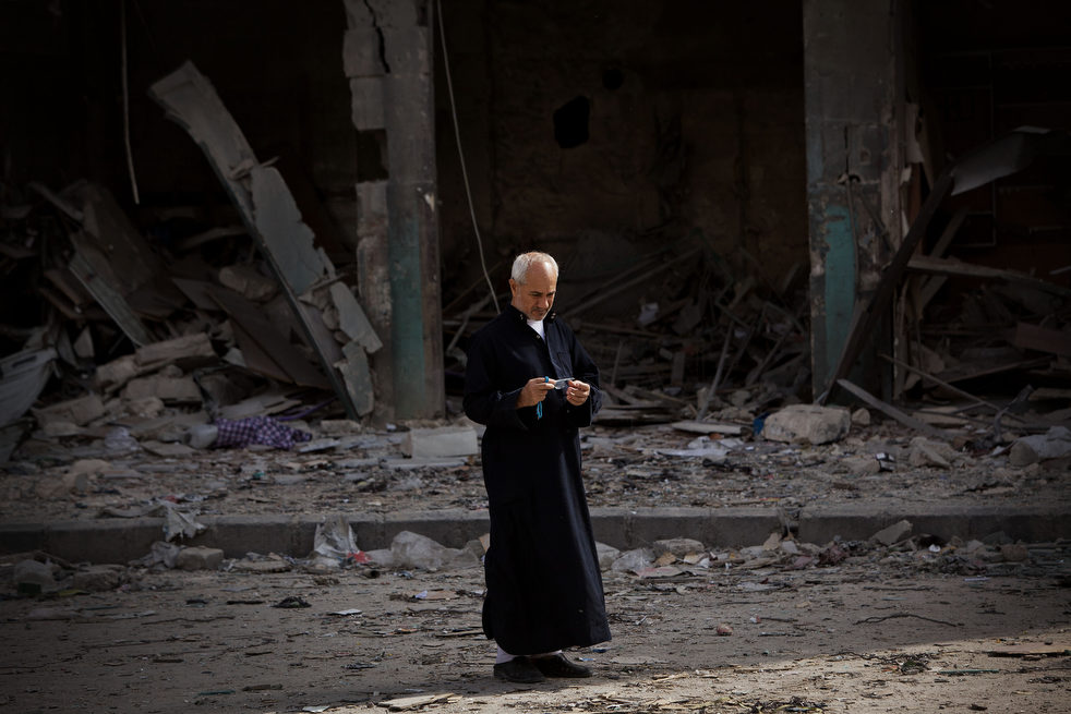 tales_of_aleppo_01.jpg