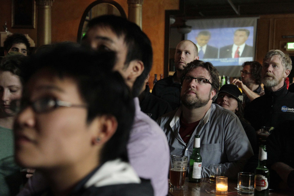 watching_debate_16.jpg