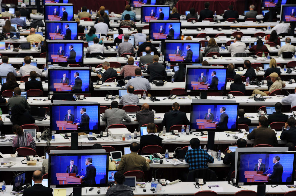watching_debate_20.jpg