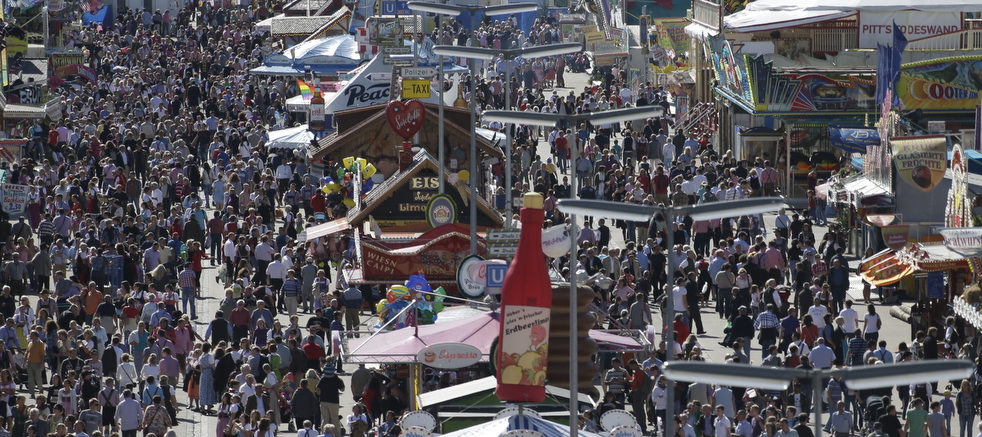 2012_oktoberfest_02.jpg