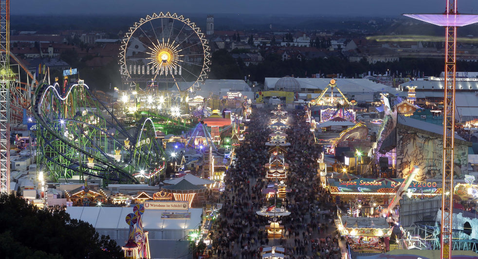 2012_oktoberfest_03.jpg
