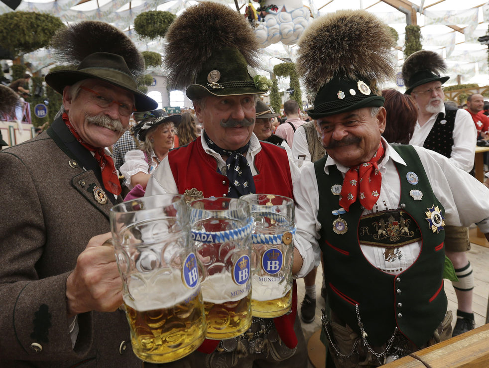 2012_oktoberfest_16.jpg