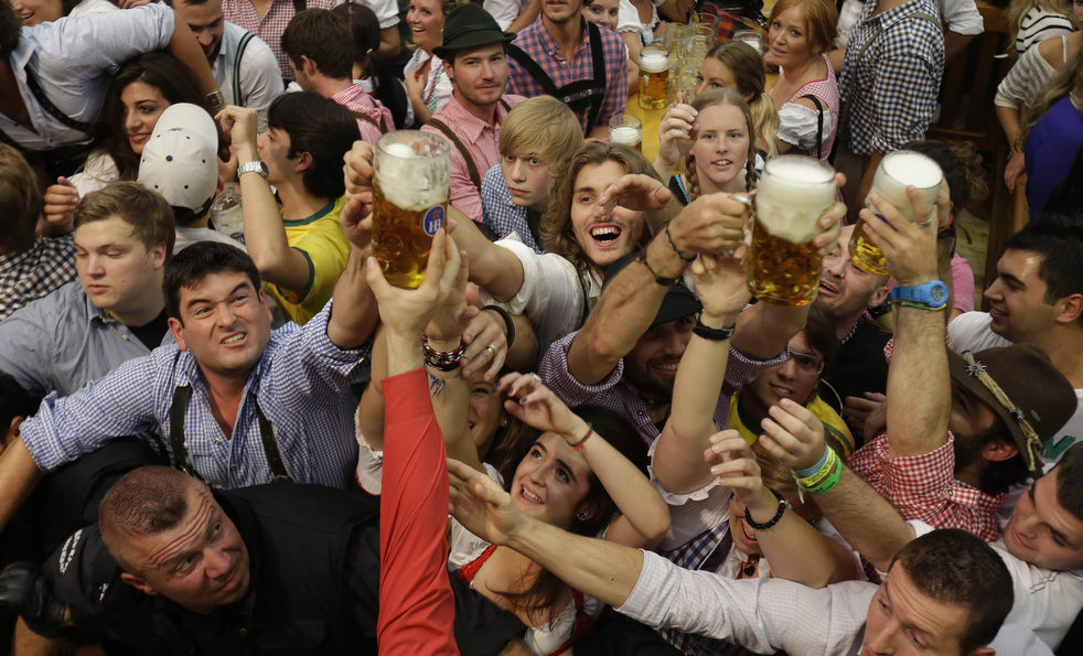 2012_oktoberfest_18.jpg