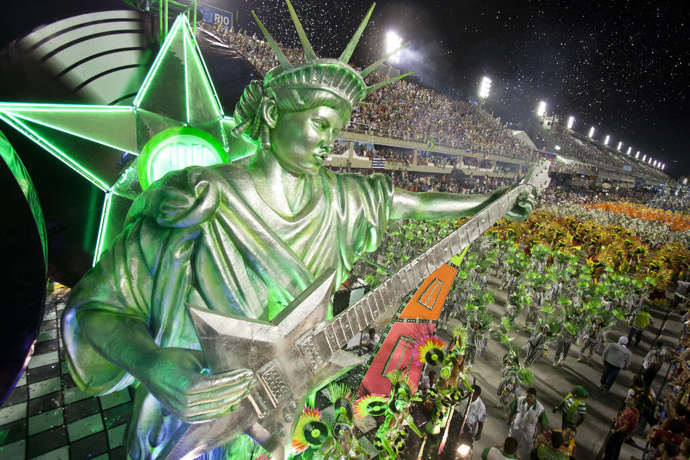 brazil_carnival_2013_055.jpg