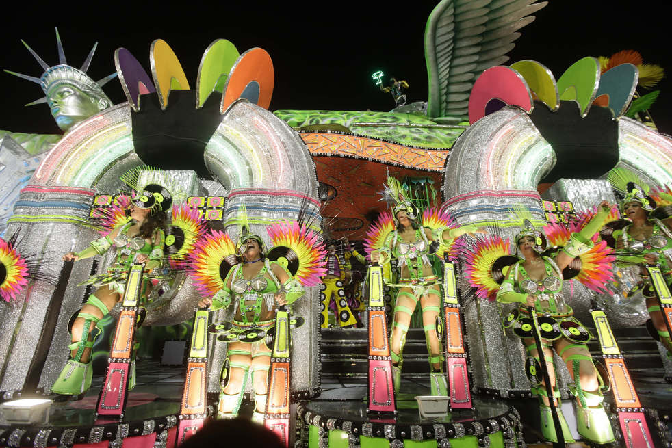 brazil_carnival_2013_073.jpg
