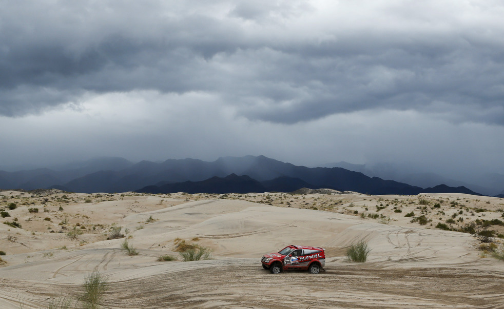 dakar_three_03.jpg