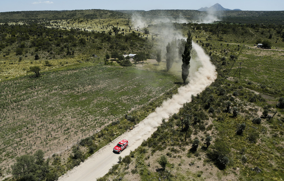 dakar_three_06.jpg
