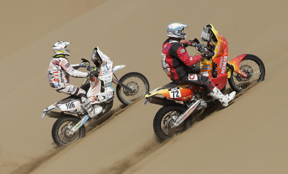 dakar_three_17.jpg