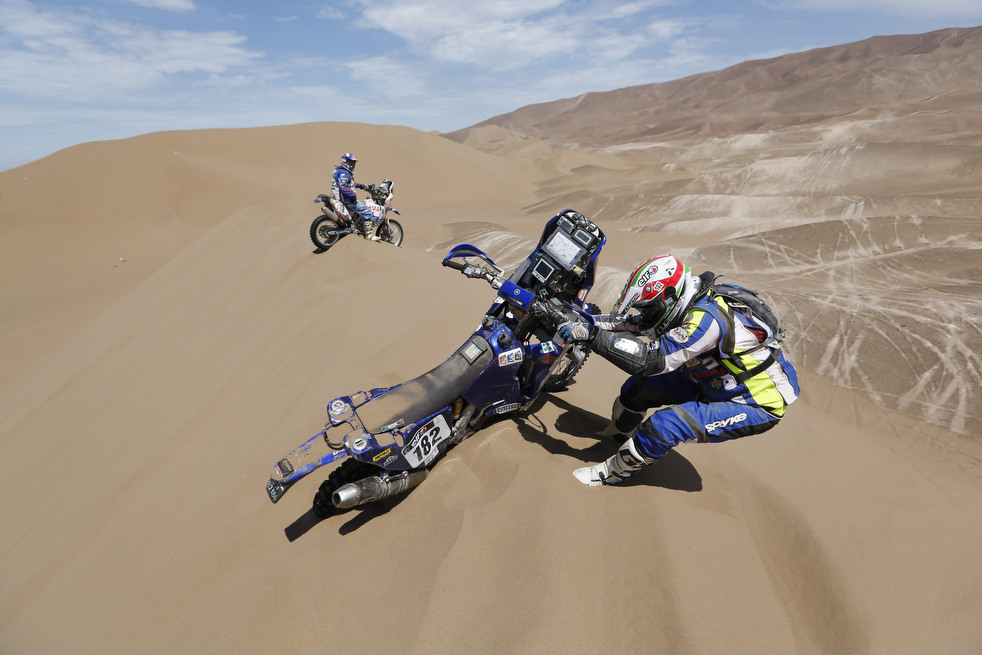 dakar_three_19.jpg