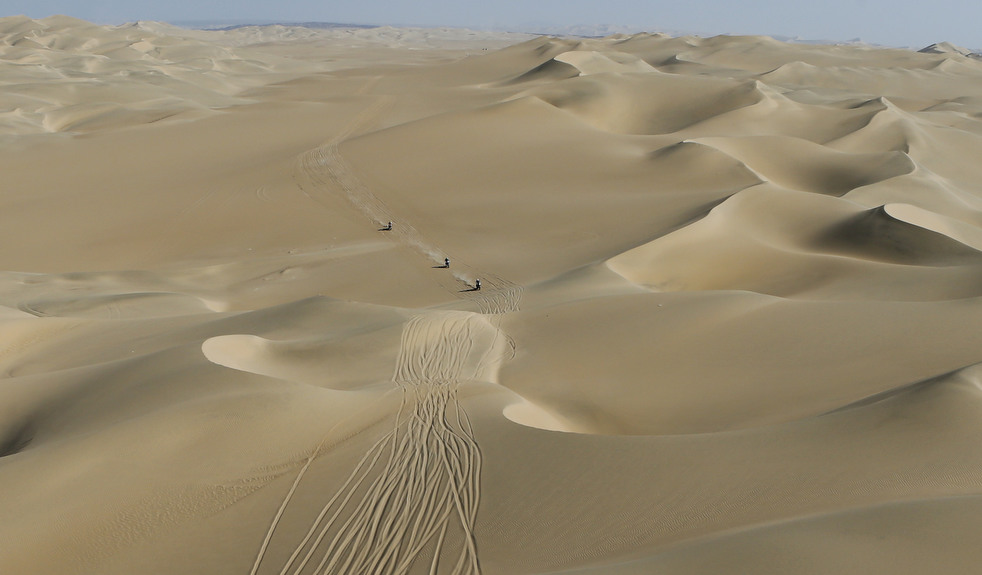 dakar_three_40.jpg