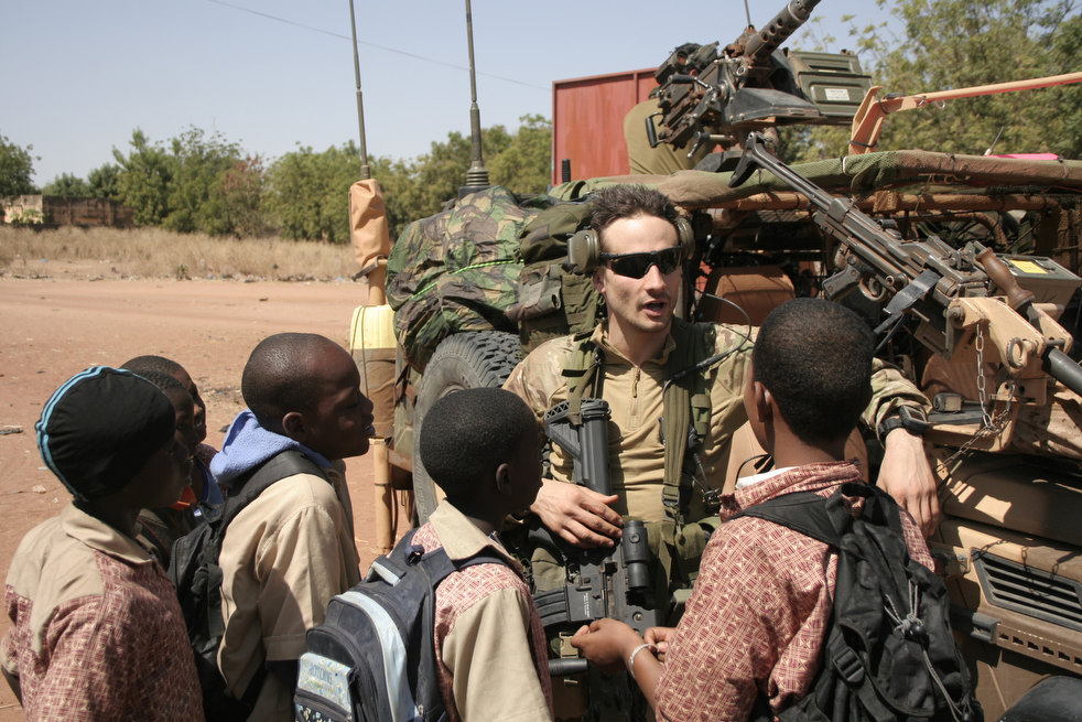 mali_fighting_33.jpg