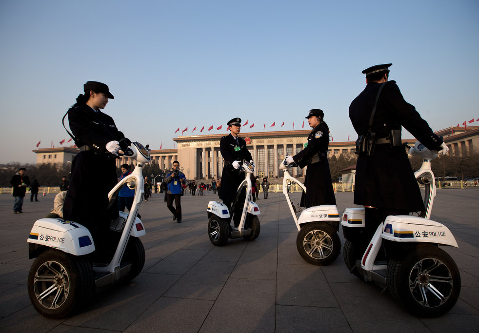 china_politics_2013_09.jpg
