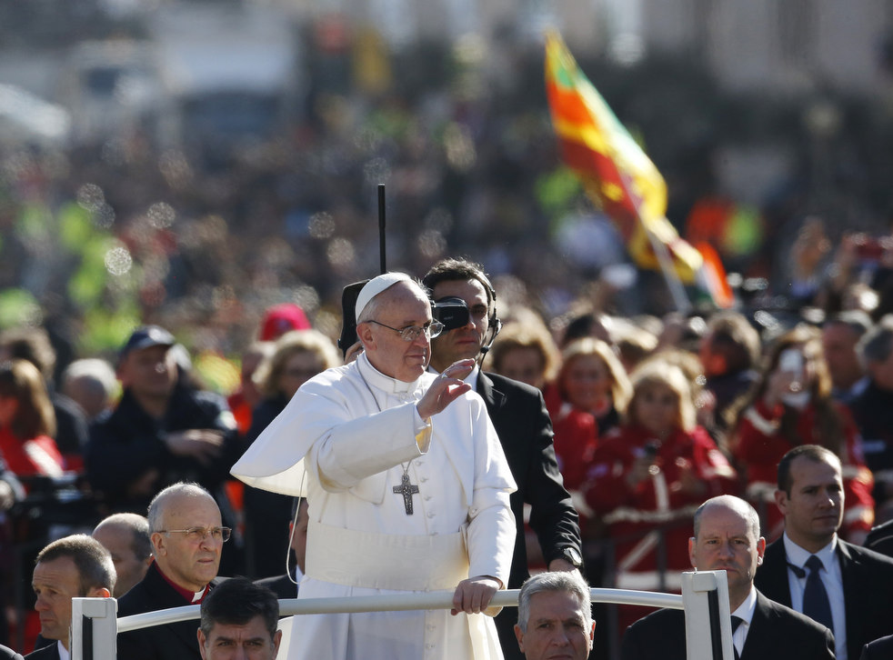 pope_first_mass_13.jpg