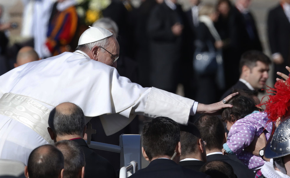 pope_first_mass_14.jpg