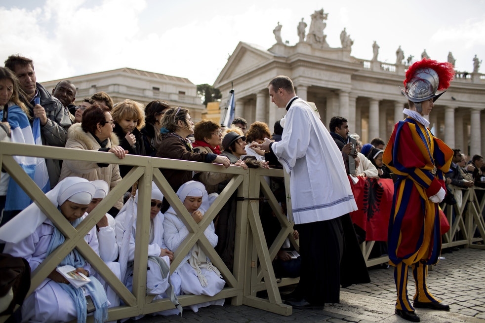 pope_first_mass_21.jpg
