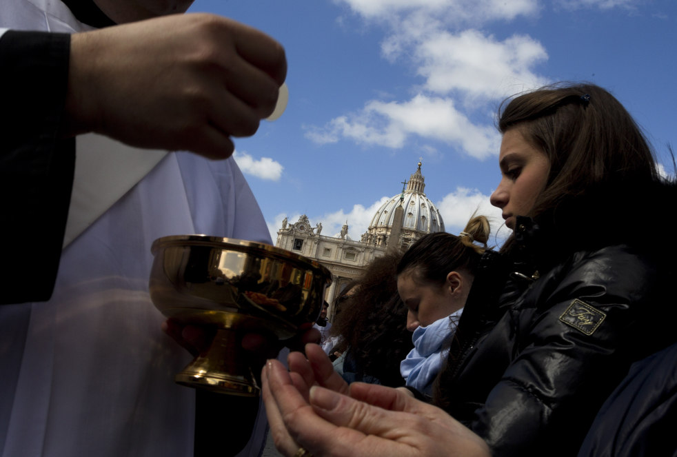 pope_first_mass_23.jpg