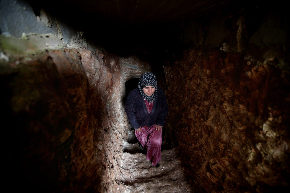 syria_hiding_03.jpg