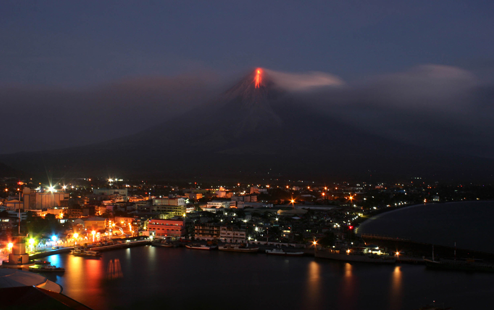 volcano23.jpg