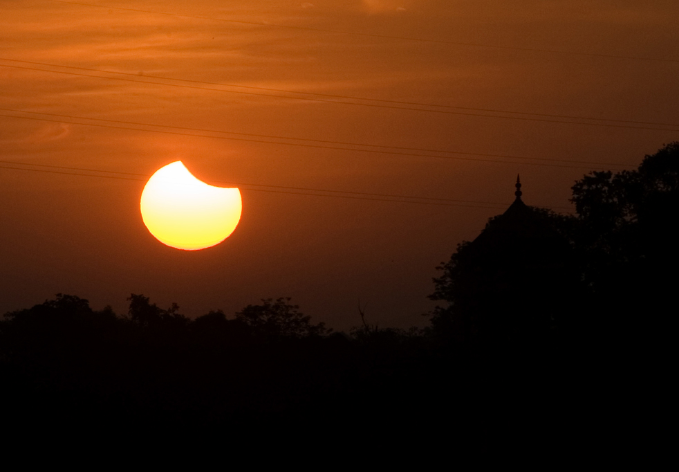 eclipse16.jpg