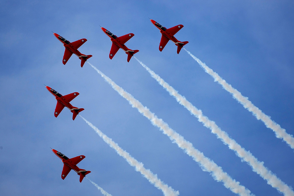 red_arrow11.jpg