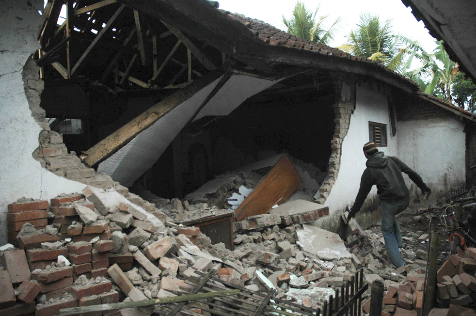 quake08.jpg