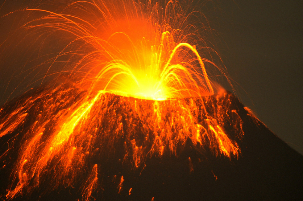 volcano_storm11.jpg