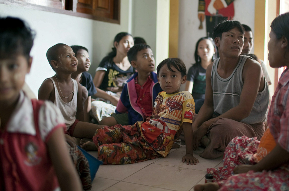 myanmar_election_02.jpg