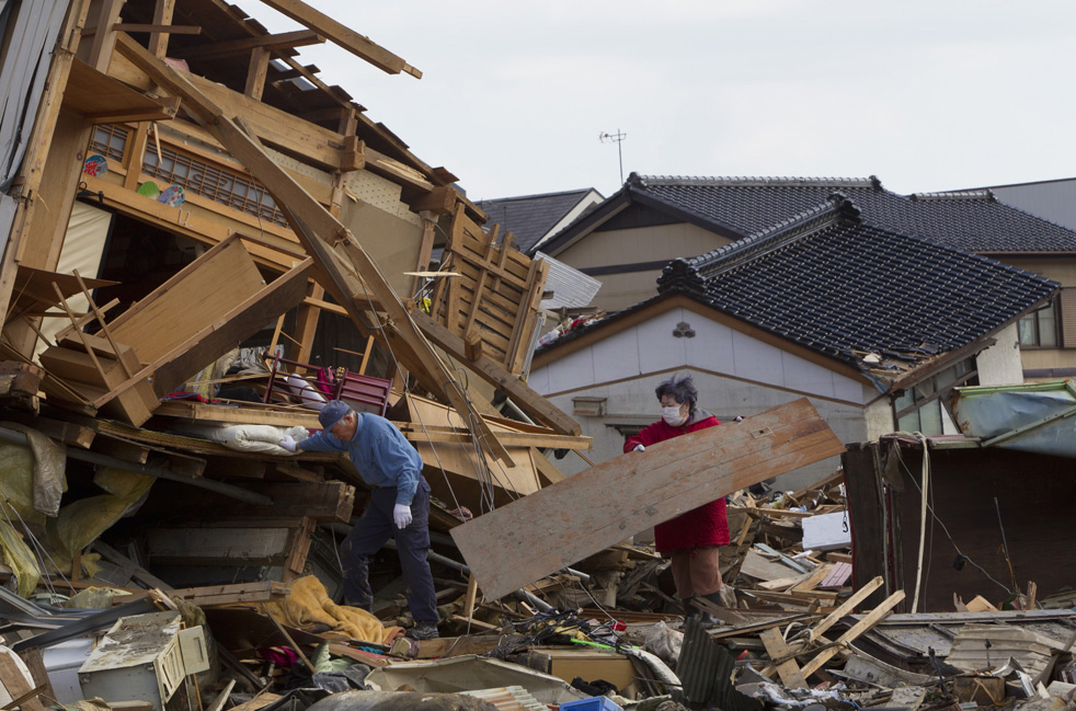 japan_quake18_07.jpg